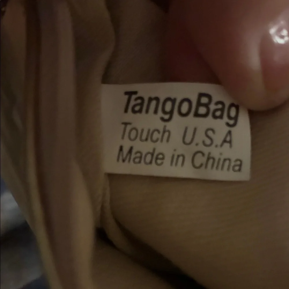 Tango elegant gold